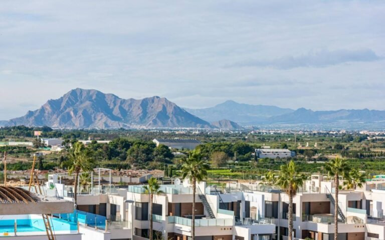 Why Benijófar Is Becoming a Hotspot for New Build Homes in Costa Blanca